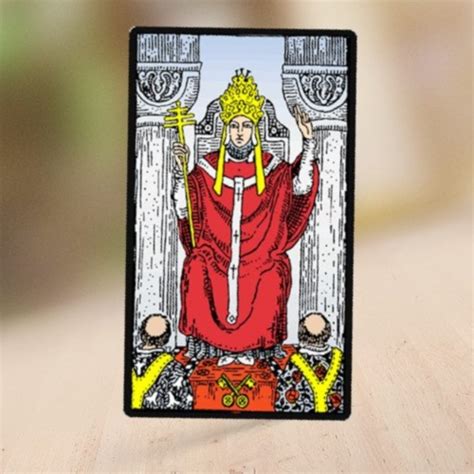 El Papa o Hierofante en el tarot